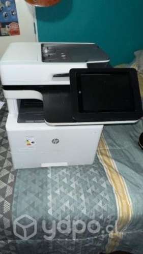 Impresora HP laser jet enterprise MFP m527