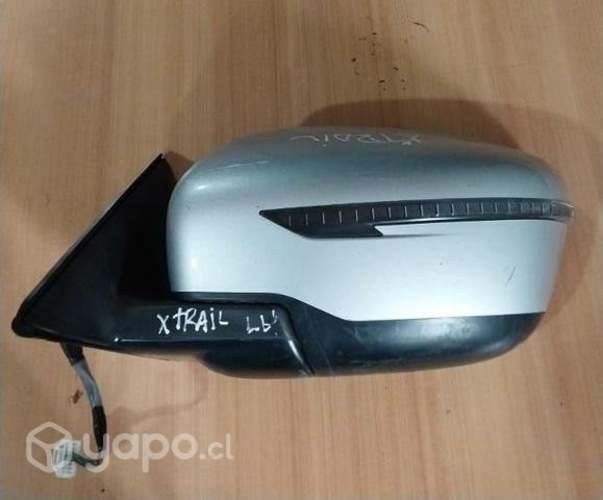 Retrovisor Izquierdo Nissan Xtrail completo
