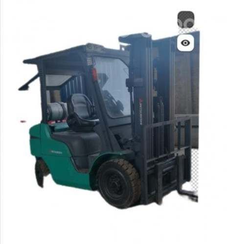 Grua horquilla carga 2.500 toneladas