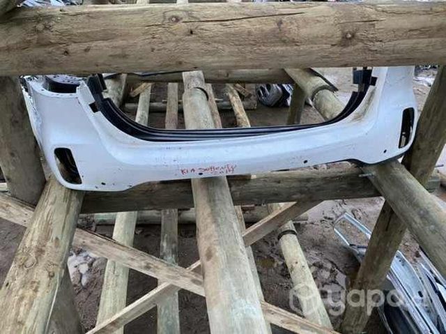 Parachoque kia sorento 2014