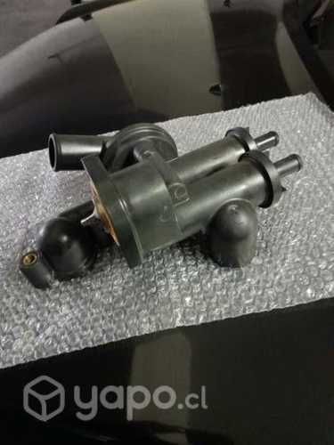 Carcaza porta termostatos de Jeep Compass