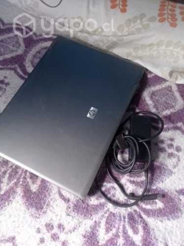 2 Notebook con todas su piezas y cargadores