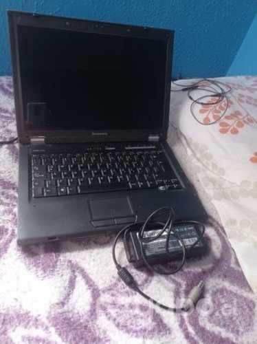 2 Notebook con todas su piezas y cargadores