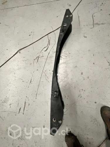 Defensa trasera ssangyong rexton 2020