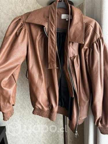 Chaqueta Eco Cuero Haveadoe poco uso talla XS