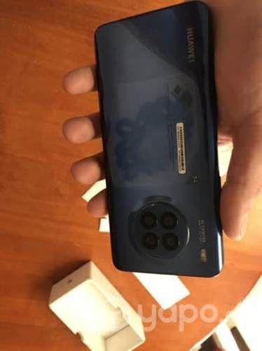 HUAWEI NOVA 8i