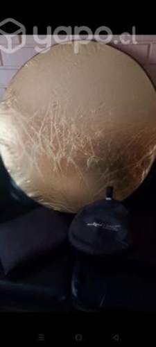 Celular y reflector para fotos