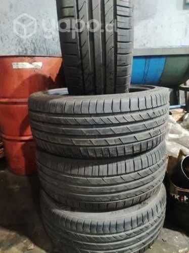 4 neumaticos 225/40zr19 ,poco uso están 90% huella