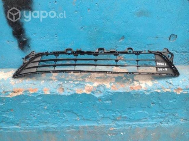 Rejilla de parachoque Mazda 