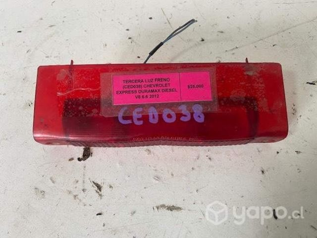 Tercera luz freno (CED038) Chevrolet Express 2012
