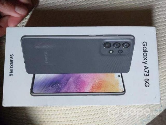 Samsung a73 y oppo reno 5 lite