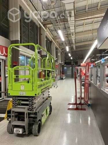 Arriendo elevador 8mts