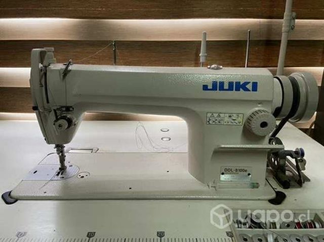 Máquina Recta Industrial Juki
