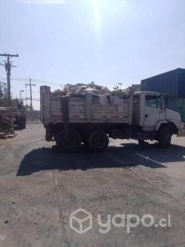 Se realizan demoliciones