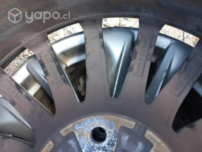 1 llanta r19 AUDI original