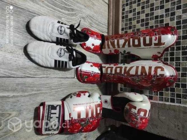 Equipo de kick boxing