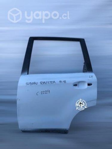 Puerta trasera lh subaru forester 2014-2018