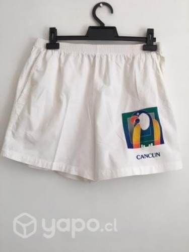 Shorts talla 40 o S, metro Tobalaba y Colón