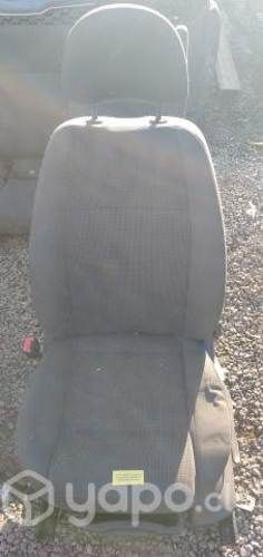 Juego Asientos (VBM014) VW Amarok 2.0 Biturbo 2012