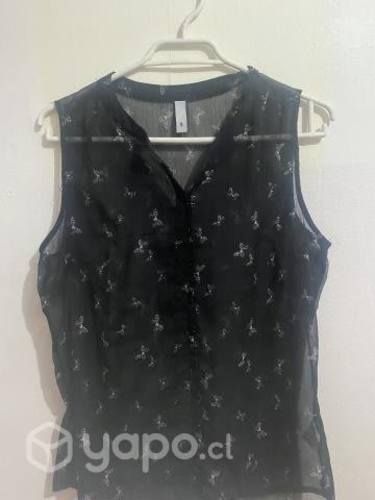 Blusa negra talla S