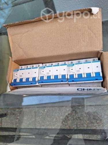 Interruptor Automático Tetrapolar 4P 4x63A