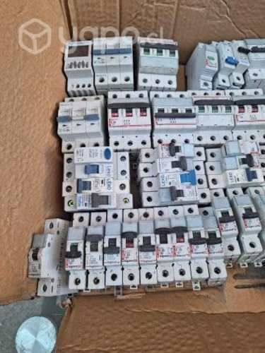 Interruptor Automático Tetrapolar 4P 4x63A