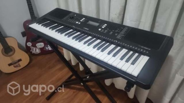 Yamaha PSR E363