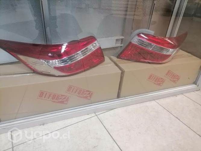 Focos el par yaris 2014-2017