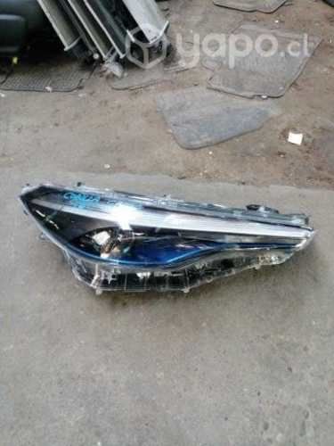Optico derecho toyota corolla cross original