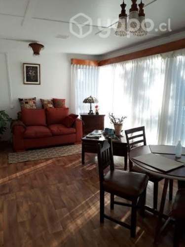 Sala espaciosa e iluminada en Av Bulnes