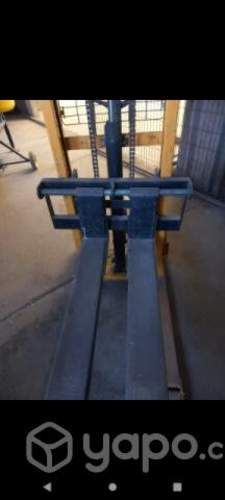 Transpaleta mecánica