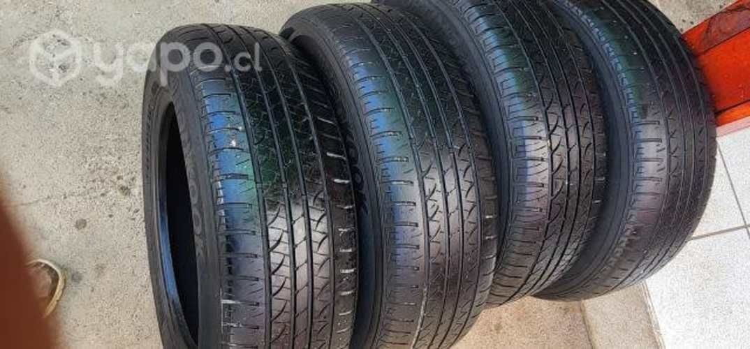 Neumáticos casi nuevo