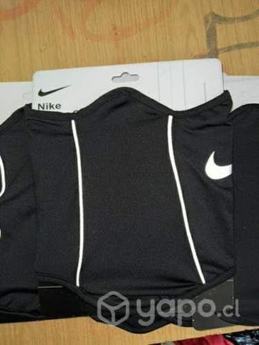 Pasamontañas Nike