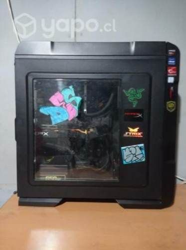 PC Gamer con Tarjeta Gráfica