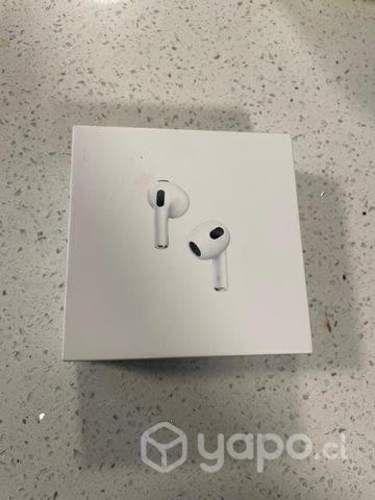 Audifonos AirPods 3 Generacion