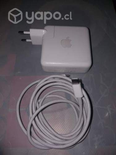 CARGADOR PARA MACBOOK modelo a1947 61W CON CABLE 2