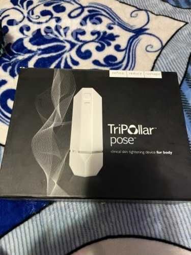 Tripollar Pose
