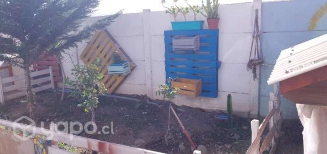 Terreno con casas