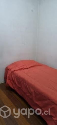 Se arrienda pieza para una persona