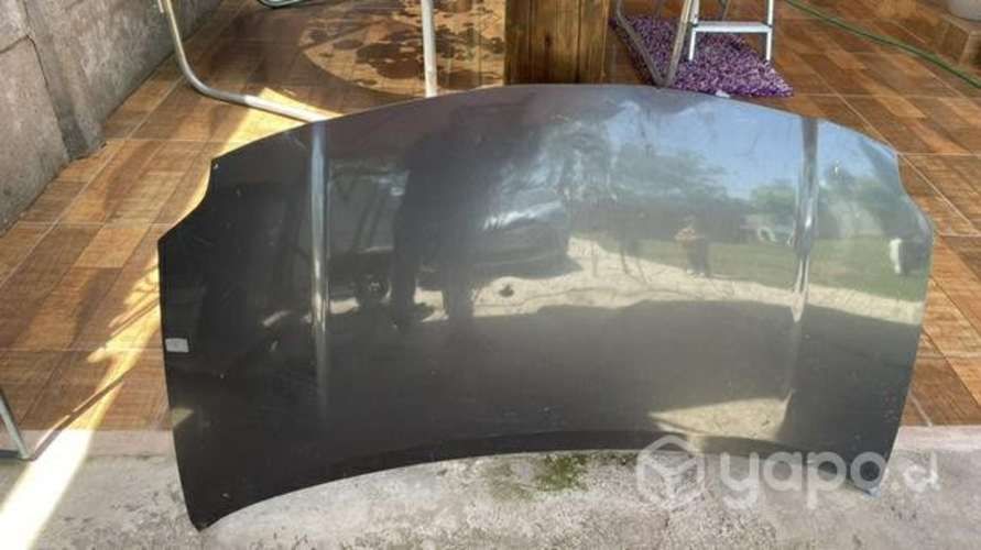 Capot Toyota autis 2008