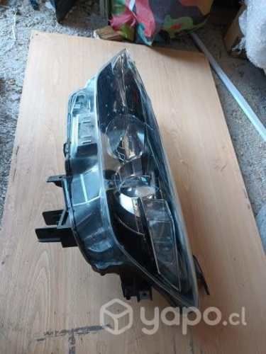 Óptico izquierdo Mazda CX3 usado