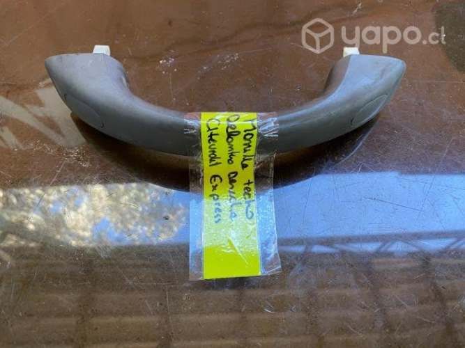 Manilla techo delantera derecha Chv Express 2012