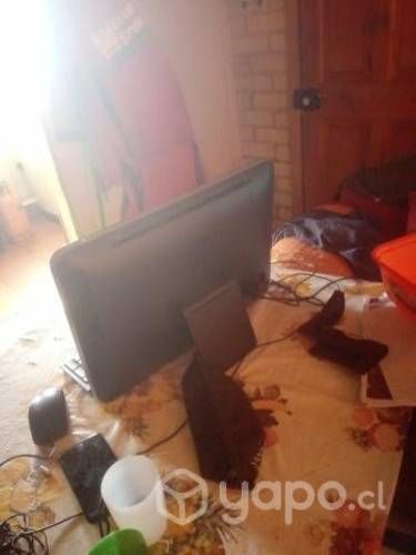 Computador de escritorio Compaq 18 HP