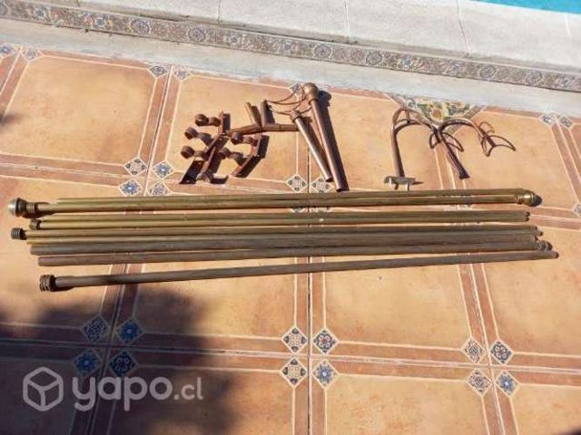 11 Fierros para cortinas de metal