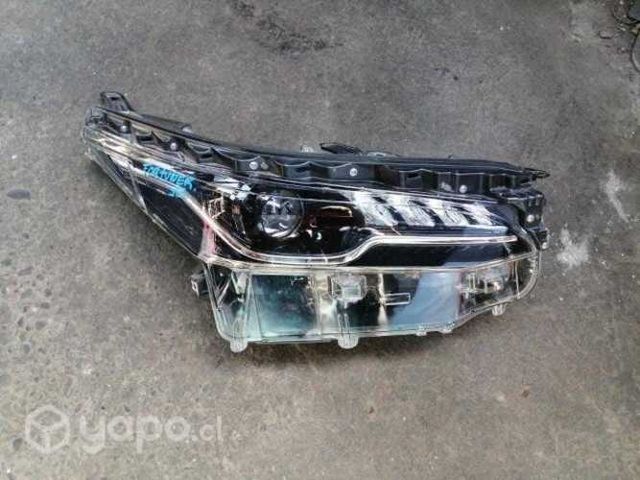 Optico derecho con led toyota fortuner original