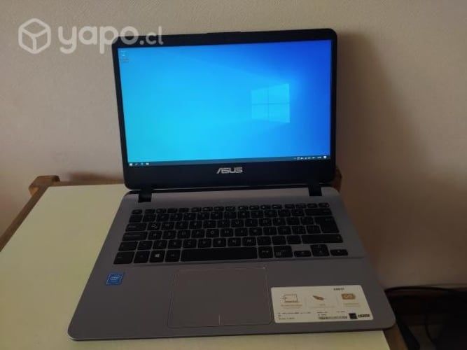 Notebook Asus SDD 512 4GB RAM 14"