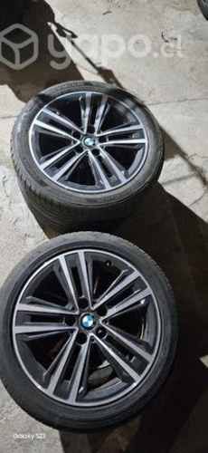 Llantas aro 17 bmw originales con 3 neumaticos