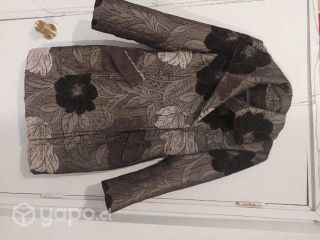 Abrigo talla m exclusivo
