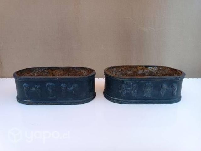 Macetero Antiguo Fierro Fundido El Par