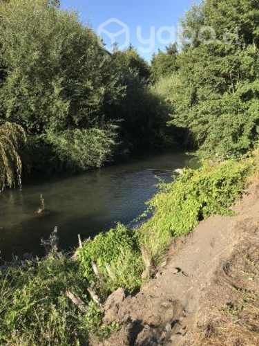 Parcela Los Angeles bosque nativo y rio de fondo